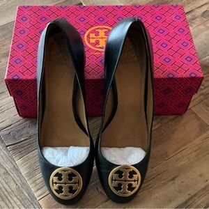 Tory Burch Benton Black Leather Pump, 50mm, Size 9